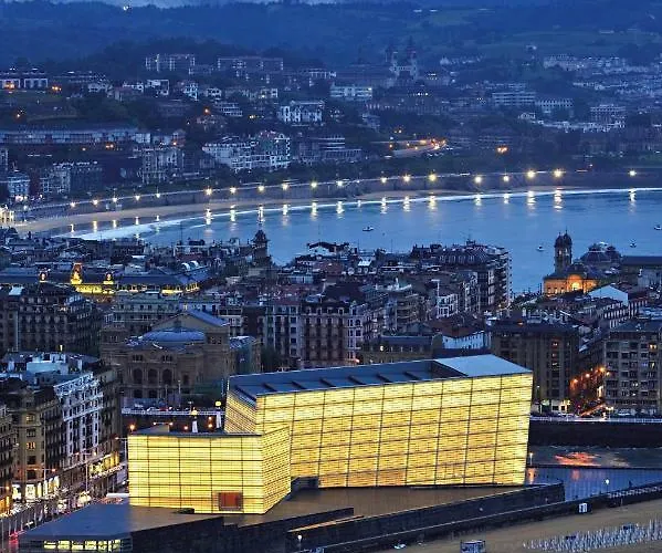 Romantico Wifi Free Parking Area 公寓 *