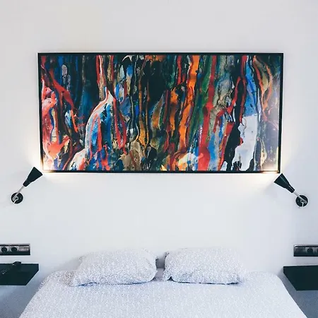 Romantico Wifi Free Parking Area *